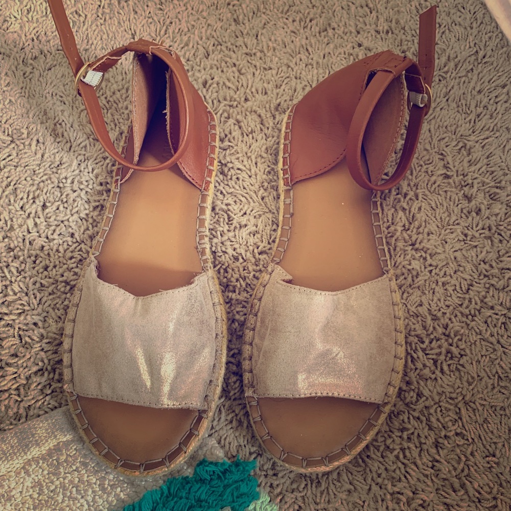 Old navy sandals